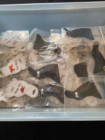 Hele grote party nieuwe sieraden !  beschikbaar voor biedingen