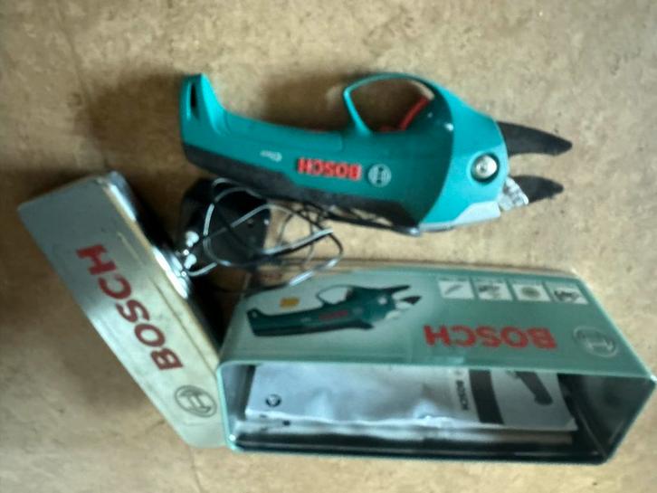 Bosch Accu takkenschaar- Zo goed als nieuw!, Tuin en Terras, Heggenscharen, Zo goed als nieuw, Accu, Ophalen