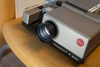 Leica Pradovit P300 Diaprojector + handleiding, Ophalen, Zo goed als nieuw
