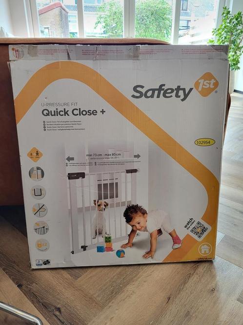 Safety 1st wit traphekje zonder boren, Kinderen en Baby's, Traphekjes, Zo goed als nieuw, Klemhekje, Metaal of IJzer, minder dan 100 cm