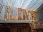 Love letters van europallets, Ophalen