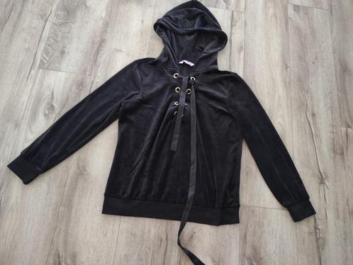 Prachtige zwarte zachte trui met capuchon van Hunkemöller, M, Kleding | Dames, Truien en Vesten, Zo goed als nieuw, Maat 38/40 (M)