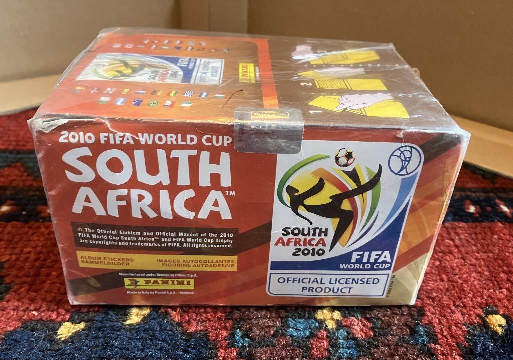 Panini World Cup 2010 box South-Africa, Ophalen of Verzenden, Zo goed als nieuw, Buitenlandse clubs, Poster, Plaatje of Sticker
