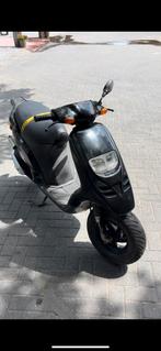 Piaggio gilera typhoon, Fietsen en Brommers, Scooters | Piaggio, Ophalen, Gebruikt, Overige modellen, 50 cc