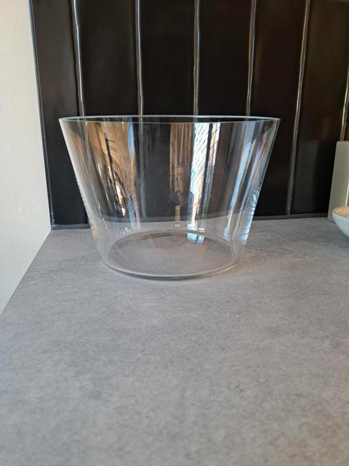 Strakke glazen vaas van Driade Kosmo, design P. Starck, Antiek en Kunst, Antiek | Vazen, Ophalen of Verzenden