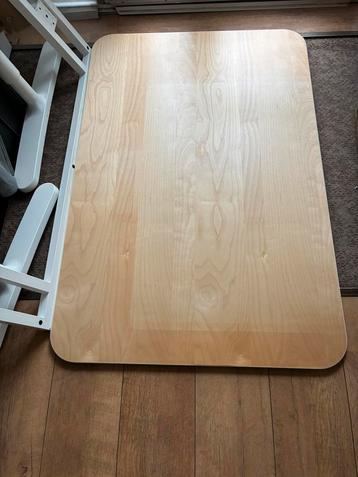 Buro ikea verstelbaar in hoogte helemaal gaaf