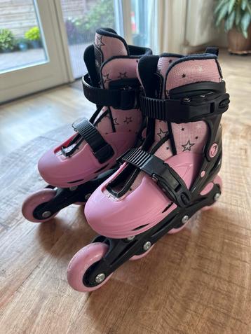Roze Skeelers Maat 29-33 beschikbaar voor biedingen