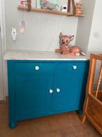 Hele leuke commode met marmeren blad, Kinderen en Baby's, Kinderkamer | Commodes en Kasten, Minder dan 90 cm, Gebruikt, 50 tot 70 cm