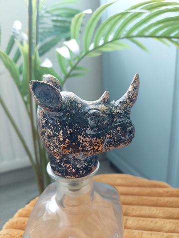 Glazen Karaf met Neushoorn Dop beschikbaar voor biedingen