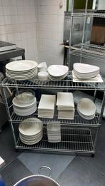 Partij servies MOET WEG, Antiek en Kunst, Antiek | Servies compleet, Ophalen