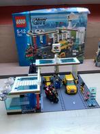 Lego set nr.7993 tankstation, compleet met doos en boekjes, Ophalen of Verzenden, Zo goed als nieuw