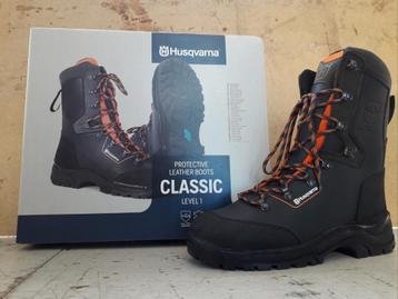 Zaaglaarzen Husqvarna Classic MT44 beschikbaar voor biedingen