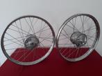 Set gerestaureerde wielen voor een oldtimer Puch VS / MV, Fietsen en Brommers, Brommeronderdelen | Oldtimers, Ophalen, Nieuw, Overige typen