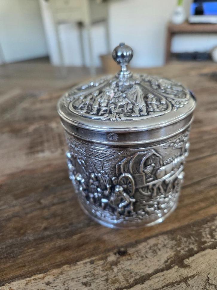 Verzilverde theebus Douwe Egberts, Antiek en Kunst, Antiek | Goud en Zilver, Zilver, Ophalen of Verzenden