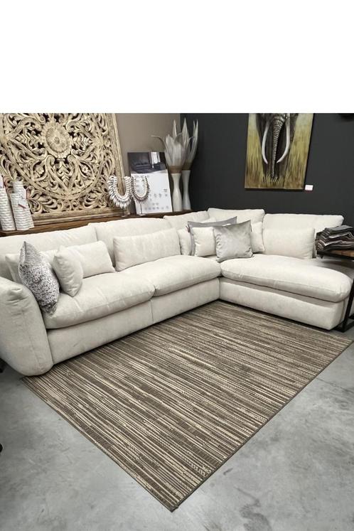 Vloerkleed, Huis en Inrichting, Stoffering | Tapijten en Kleden, Nieuw, 150 tot 200 cm, 200 cm of meer, Rechthoekig, Beige, Ophalen of Verzenden
