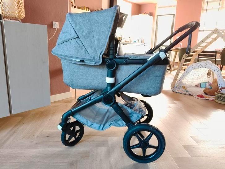 Bugaboo Fox Grey Melange, Kinderen en Baby's, Kinderwagens en Combinaties, Zo goed als nieuw, Combiwagen, Bugaboo, Verstelbare duwstang
