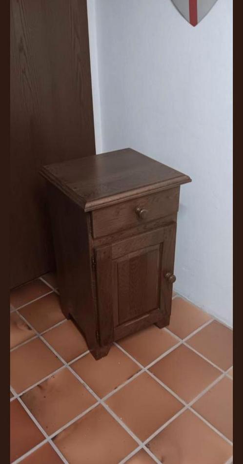Klein eiken kastje., Huis en Inrichting, Slaapkamer | Nachtkastjes, Gebruikt, Minder dan 45 cm, Hout, Ophalen