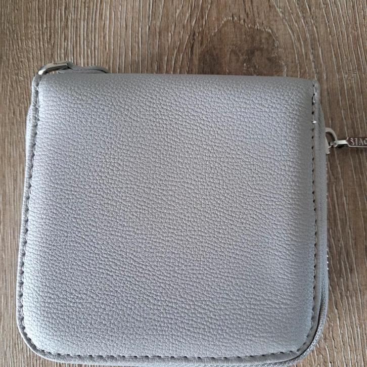 Stackers Sieraden Etui - Grijs, Sieraden, Tassen en Uiterlijk, Portemonnees, Zo goed als nieuw, Overige merken, Grijs, Leer, Ophalen of Verzenden