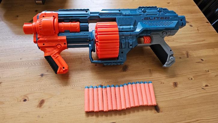 NERF Shockwave Elite 2.0 met 15 pijltjes, Kinderen en Baby's, Speelgoed | Buiten | Actiespeelgoed, Gebruikt, Ophalen of Verzenden