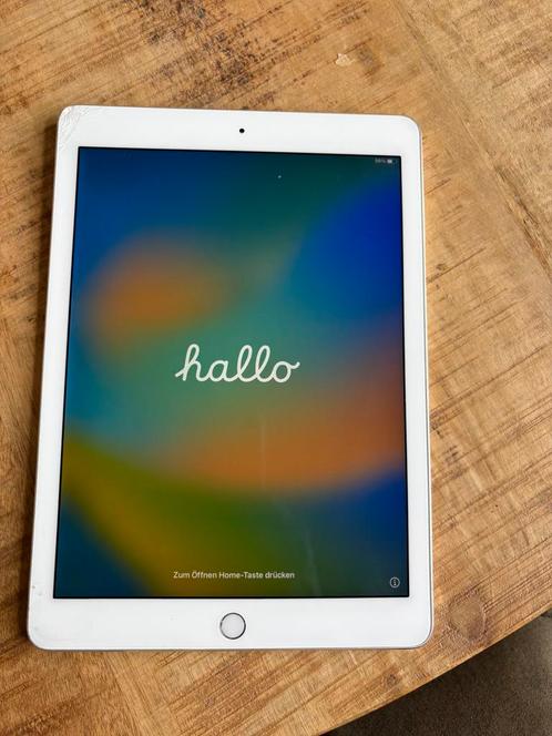Apple iPad Pro (1e generatie 32 gig), Computers en Software, Apple iPads, Gebruikt, Overige modellen, 10 inch, 32 GB, Zilver, Ophalen of Verzenden