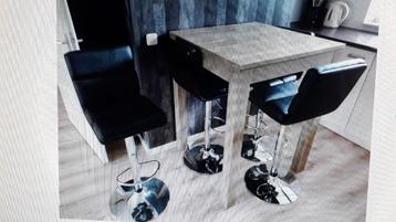 bartafel ( barkrukken dus niet!) beschikbaar voor biedingen