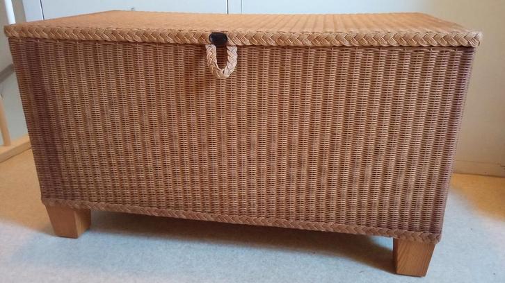 Mooie stevige mand / kist, Huis en Inrichting, Woonaccessoires | Kisten, Zo goed als nieuw, Minder dan 50 cm, Minder dan 50 cm