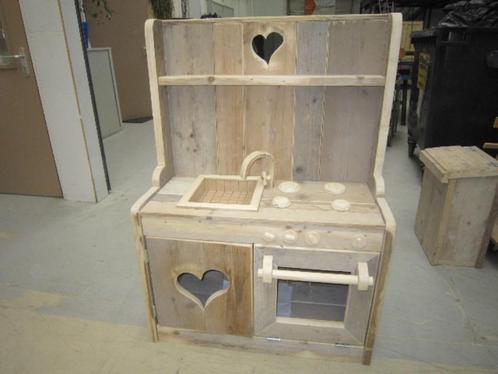 Houten kinderkeuken kinderfornuis steigerhout of vuren, Kinderen en Baby's, Speelgoed | Houten speelgoed, Nieuw, Duw- of Trekspeelgoed