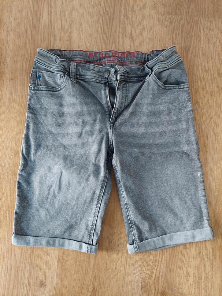 Licht grijze korte broek mt.170 Blue Ridge/ WE NIEUWSTAAT, Kinderen en Baby's, Kinderkleding | Maat 170, Zo goed als nieuw, Jongen