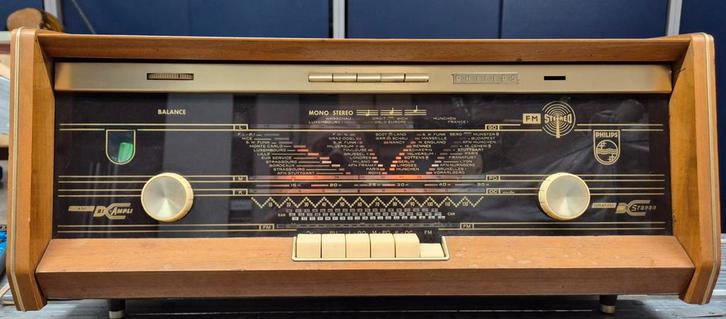 Vintage Philips Radio, Audio, Tv en Foto, Radio's, Gebruikt, Radio, Ophalen of Verzenden
