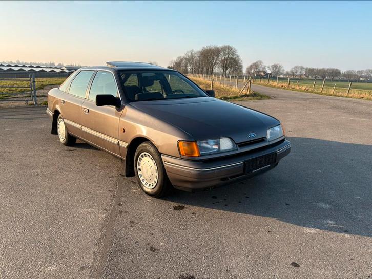 Ford Scorpio 2.0CL 1987 | Oldtimer, Auto's, Ford, Bedrijf, Scorpio, Benzine, Hatchback, Automaat, Bruin, Grijs, Achterwielaandrijving