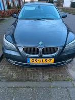 BMW 5-Serie 2.0 520I AUT 2009 Grijs, Auto's, Origineel Nederlands, Te koop, 1465 kg, Zilver of Grijs