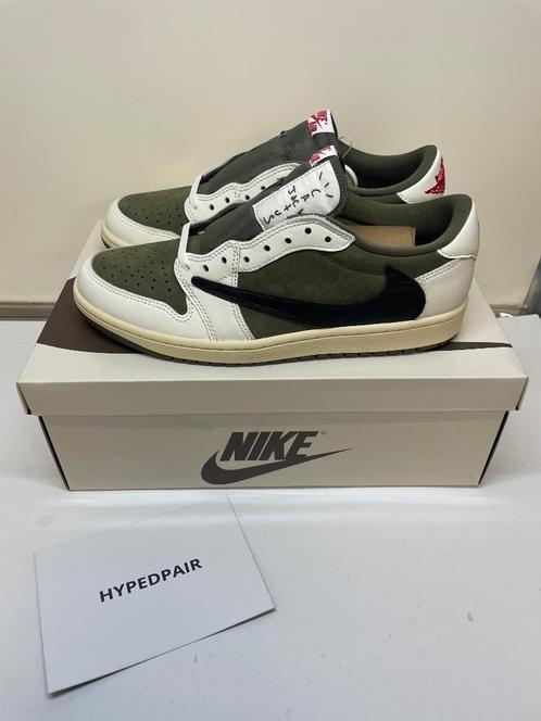 Jordan 1 Retro Low OG SP Travis Scott Medium Olive 44, Kleding | Heren, Schoenen, Nieuw, Sneakers of Gympen, Overige kleuren, Ophalen of Verzenden