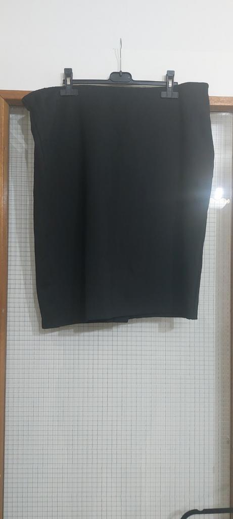 Zwarte Zizzi rok, maat M/L ter aanbieding!!, Kleding | Dames, Rokken, Zo goed als nieuw, Maat 38/40 (M), Zwart, Onder de knie