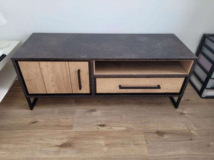 TV meubel, Huis en Inrichting, Kasten | Televisiemeubels, Zo goed als nieuw, Minder dan 100 cm, 25 tot 50 cm, Ophalen