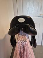 Prestige Roma Jump springzadel 17/33, Dieren en Toebehoren, Ophalen, Zo goed als nieuw, Springen