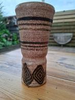 Han Cornelissen Bronkhorst vaas. Ong. 19 cm hoog., Antiek en Kunst, Antiek | Keramiek en Aardewerk, Ophalen of Verzenden