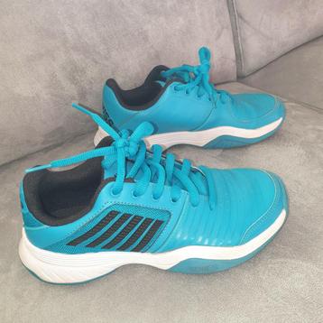 K-Swiss tennisschoenen, maat 37 beschikbaar voor biedingen