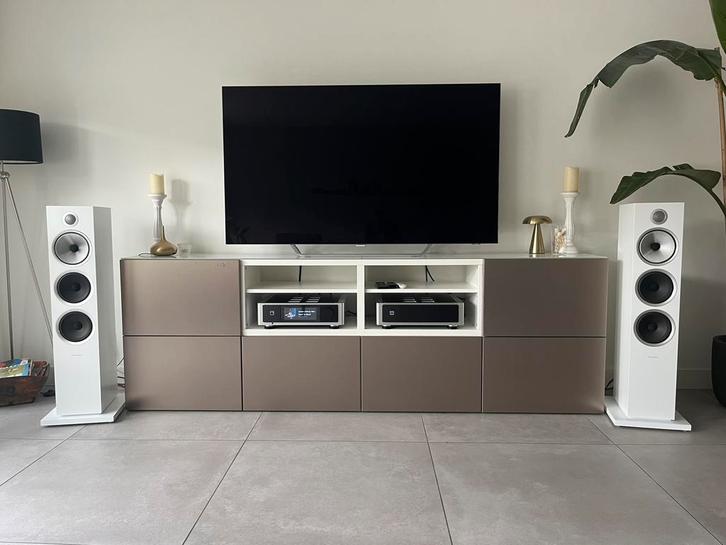BOWERS & WILKINS 703 S2 witte vloerstaande speakers, Audio, Tv en Foto, Luidsprekers, Zo goed als nieuw, Front, Rear of Stereo speakers
