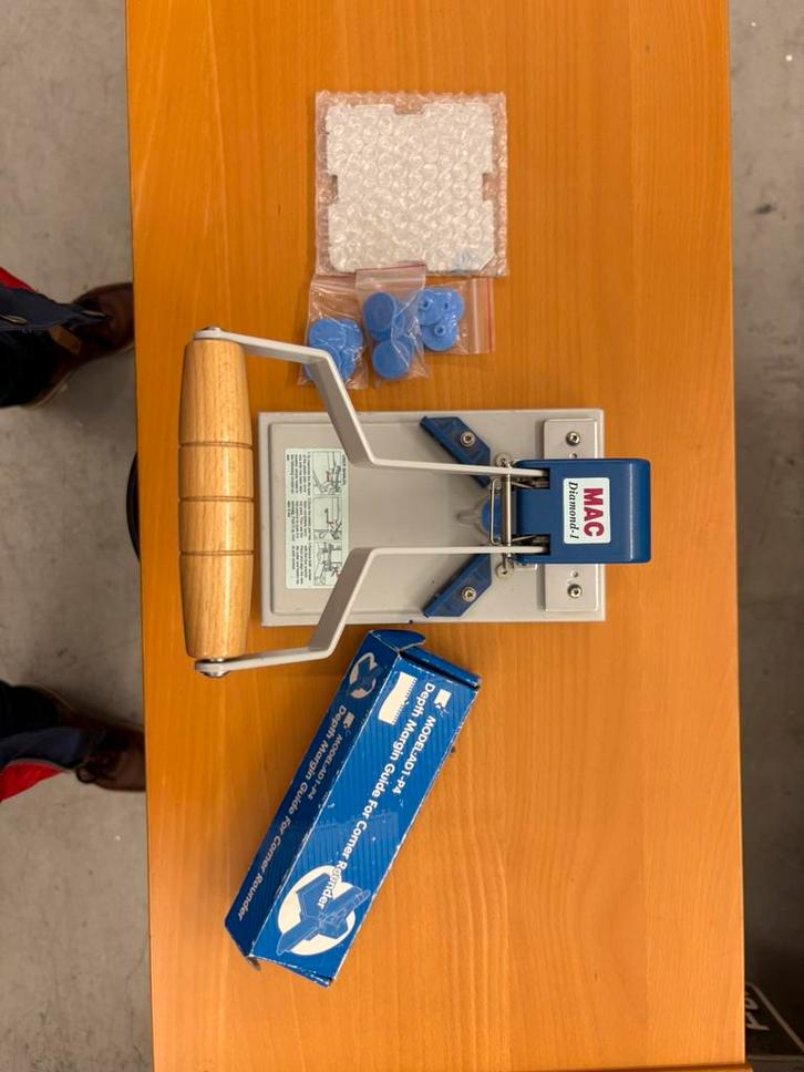 Rondhoek apparaat - bieden vanaf €35,=, Hobby en Vrije tijd, Borduren en Borduurmachines, Gebruikt, Ophalen of Verzenden