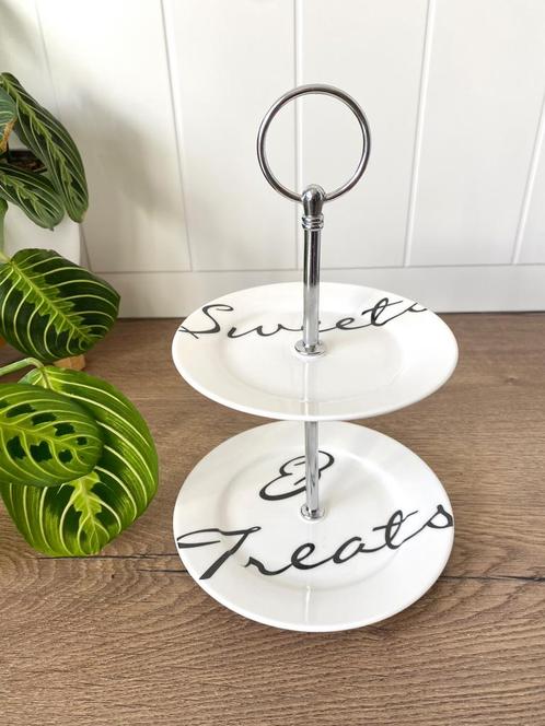 Rivièra Maison etagere sweets & Treats, Huis en Inrichting, Woonaccessoires | Etagères, Zo goed als nieuw, Ophalen of Verzenden