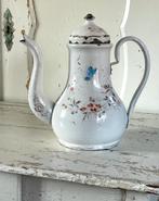 Emaille oude Franse koffiepot bolle buik vlinder en bloemen, Verzenden