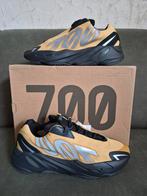Adidas Yeezy 700 / 47 1/3, Kleding | Heren, Schoenen, Ophalen of Verzenden, Nieuw, Overige kleuren, Adidas Yeezy