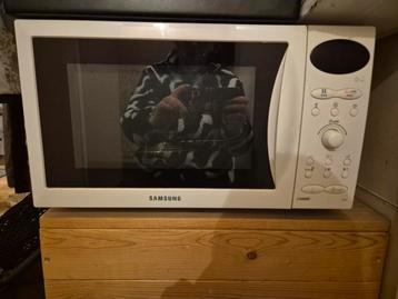 Combimagnetron 50x40cm - Perfect voor kleine keukens! beschikbaar voor biedingen