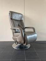 Luxe beige leren elektrische sta op stoel / relax fauteuil, Huis en Inrichting, Fauteuils, Ophalen, Minder dan 75 cm, Nvt, Nvt