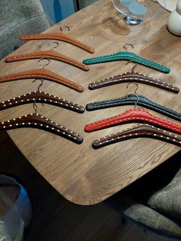Vintage Kledinghangers - Set van 10 beschikbaar voor biedingen