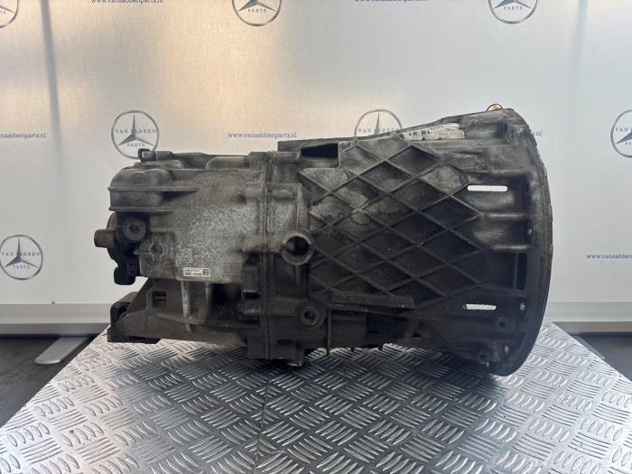 Versnellingsbak van een Mercedes Sprinter, Auto-onderdelen, Transmissie en Toebehoren, Mercedes-Benz, Gebruikt, 3 maanden garantie