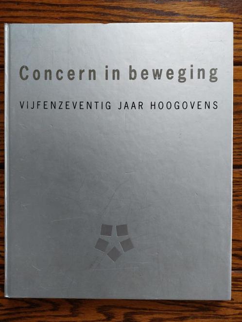 Hoogovens 75 jaar Concern in beweging Hardcover, Boeken, Geschiedenis | Stad en Regio, Nieuw, 20e eeuw of later, Ophalen of Verzenden