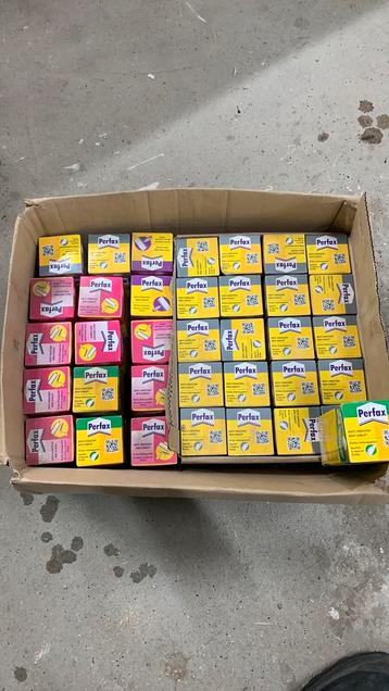 Perfax Behang plaksel behanglijm beschikbaar voor biedingen