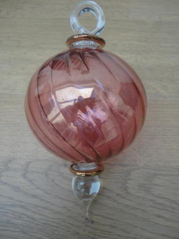 Mooie grote glazen kerstbal c.q. suncatcher beschikbaar voor biedingen
