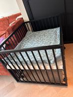 Mooie box met wieltjes, kleed en matras, Ophalen, Zo goed als nieuw